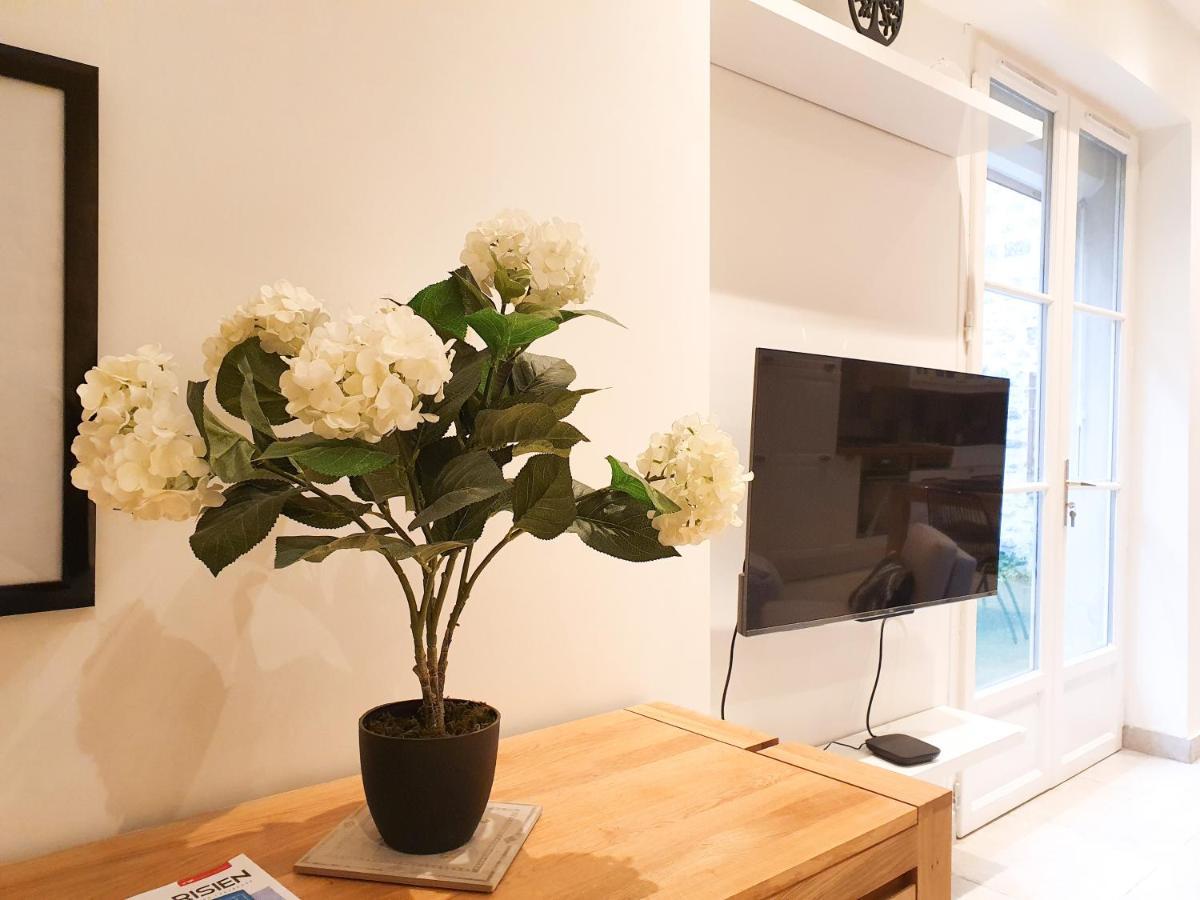 Exigehome-Ici Habita Voltaire Maison En Plein Centre Ville Saint-Germain-en-Laye Kültér fotó