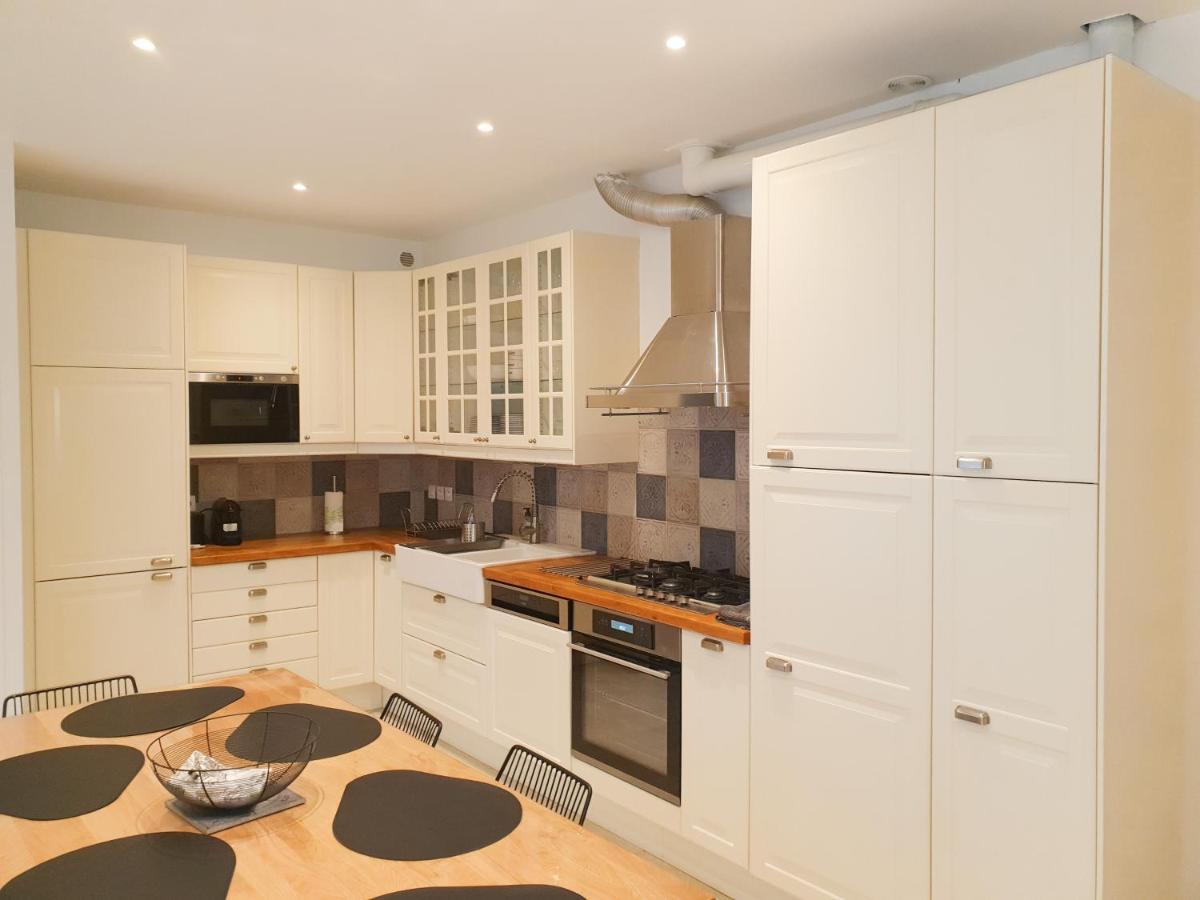 Exigehome-Ici Habita Voltaire Maison En Plein Centre Ville Saint-Germain-en-Laye Kültér fotó