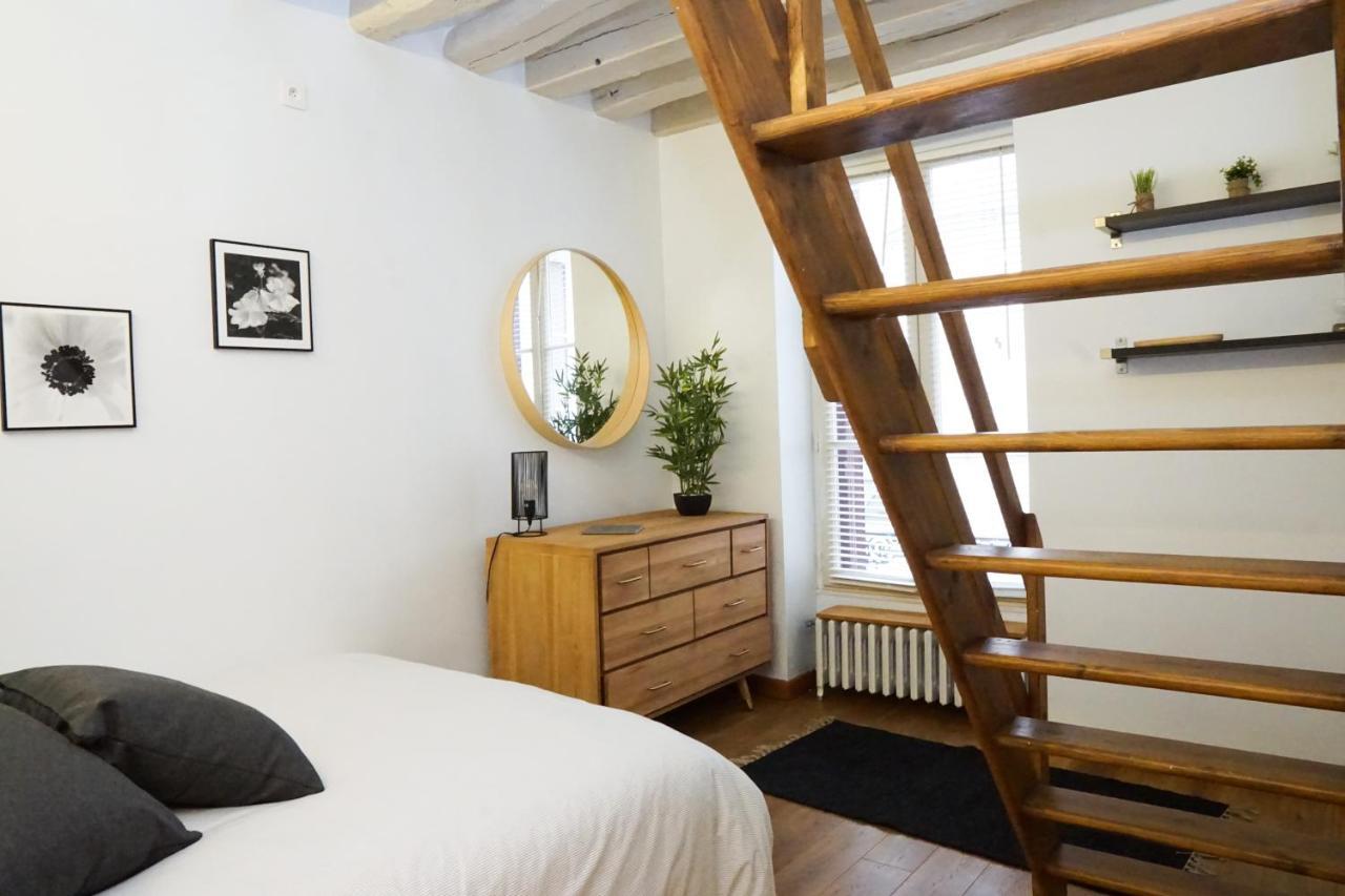 Exigehome-Ici Habita Voltaire Maison En Plein Centre Ville Saint-Germain-en-Laye Kültér fotó